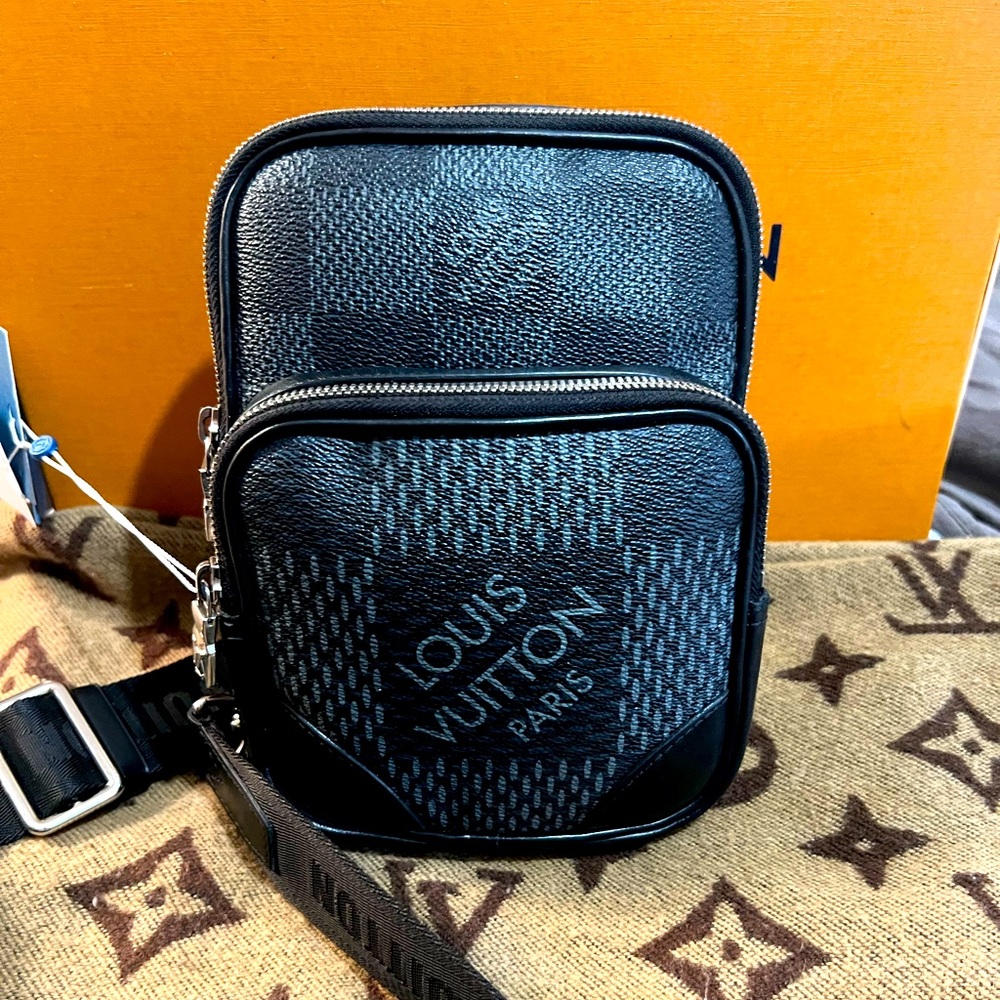 Louis Vuitton Damier Graphite Amazone Sling Bag